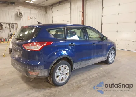 2016 Ford Escape S z USA, uszkodzony, nr VIN 1FMCU0F76GUC09960